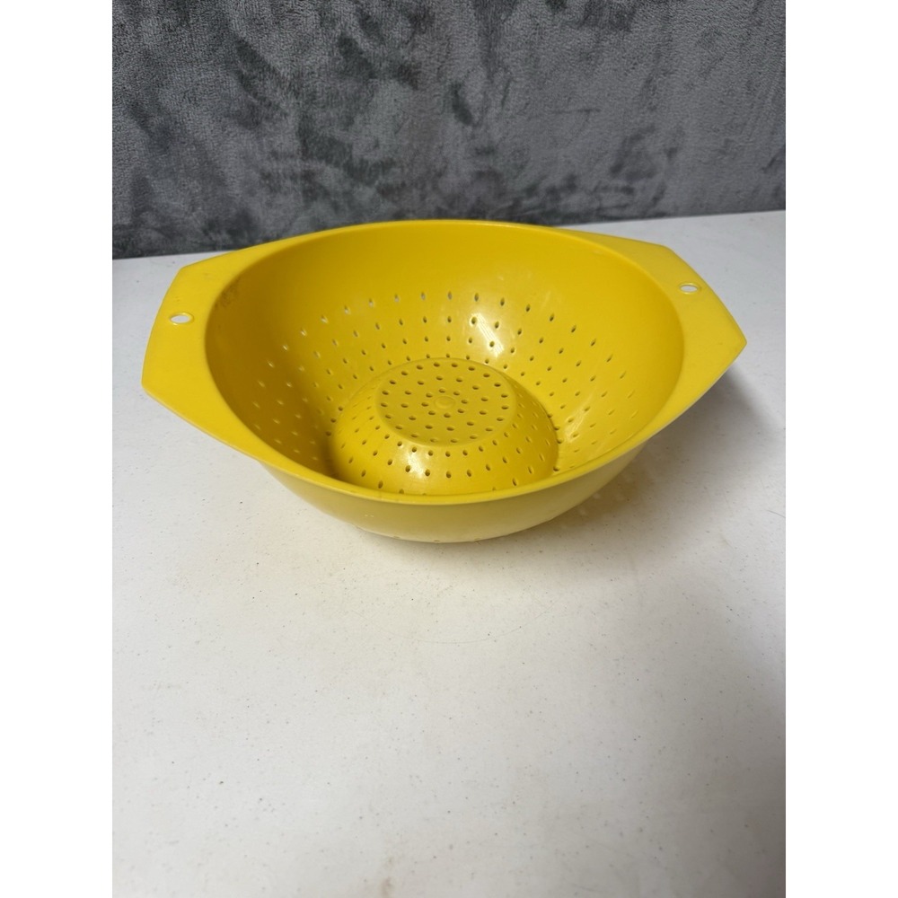 Vintage Yellow Plastic Kitchen Colander Strainer Bowl with Dual Handles Retro